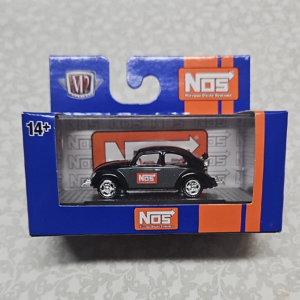 M2 Machines 1953 VW Beetle U.S.A. Model Premium Die-cast R83 24-63 NOS